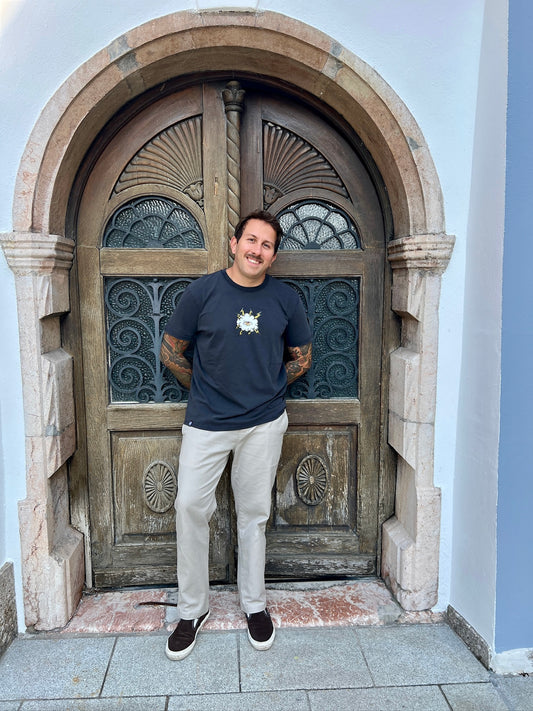 Unisex T-Shirt „Eye Of The Thunder“ in schwarz - lightweight