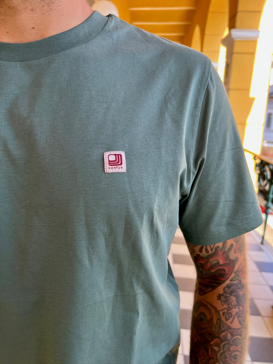 T-Shirt Classic Konfus Unisex seegrün