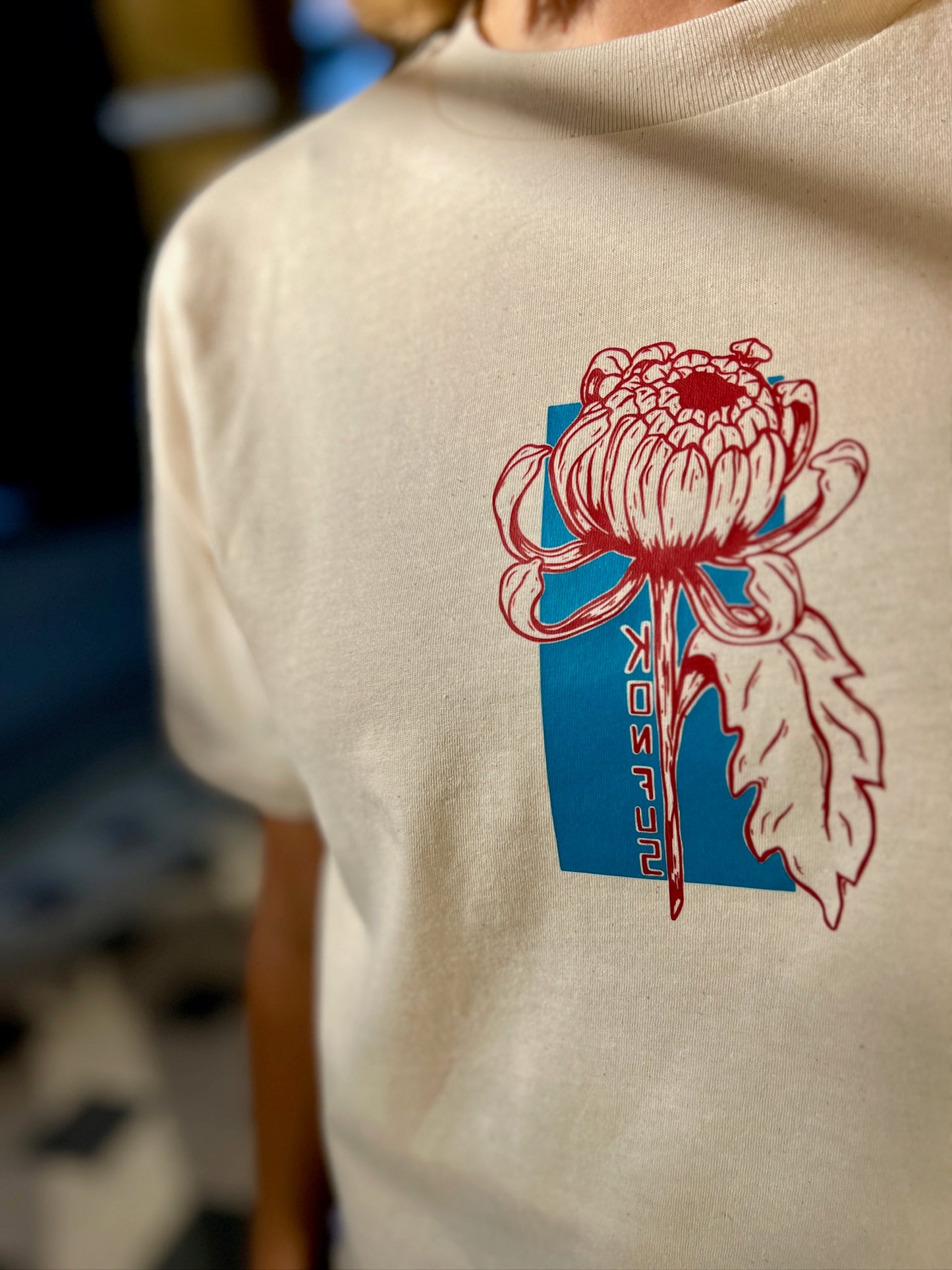 T-Shirt „Chrysantheme“ Frauen in naturweiß