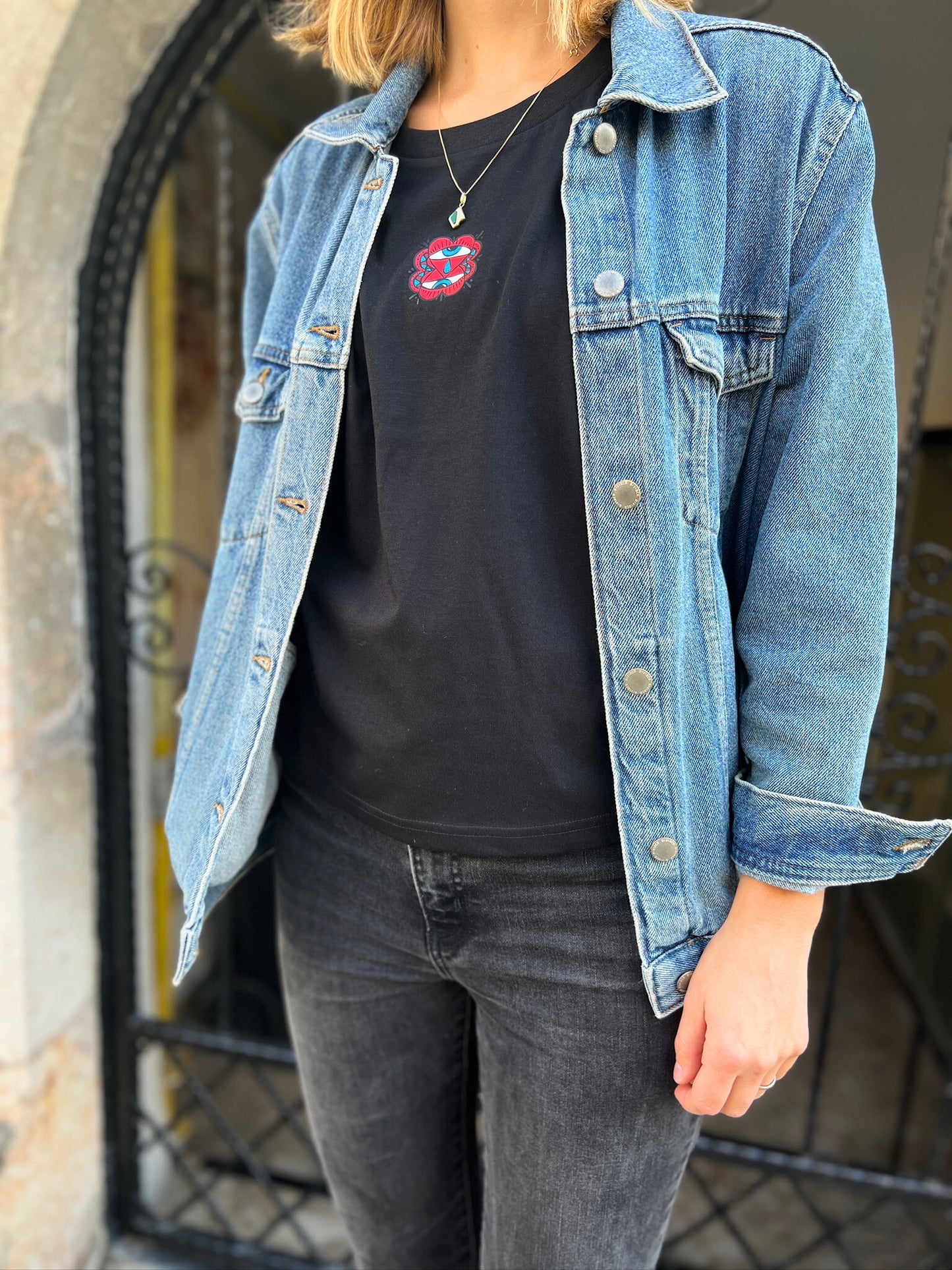 fair oversized T-Shirt „Crying Heart“ Frauen in schwarz