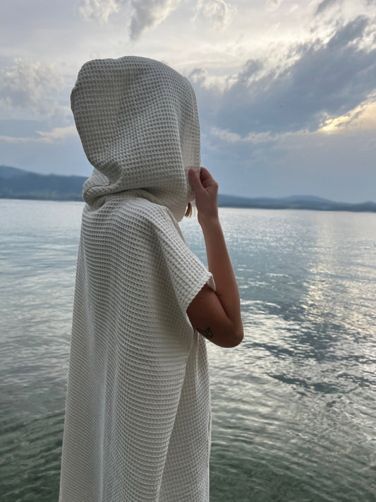 Beachponcho Creme Unisex - konfus clothing