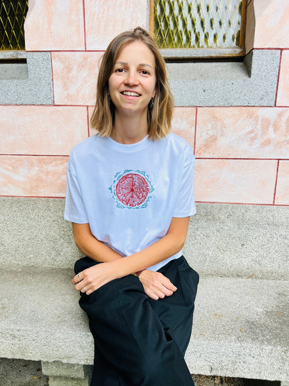 Frauen T-Shirt "Concrete Jungle“ in weiß