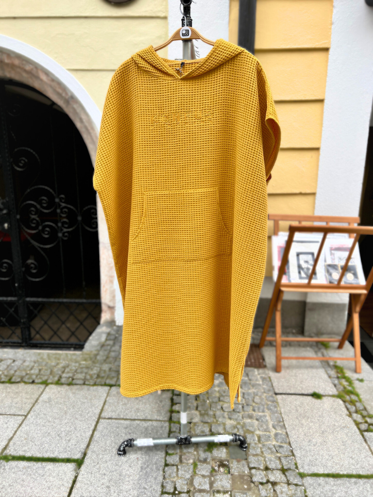 Beachponcho senfgelb Unisex aus Österreich