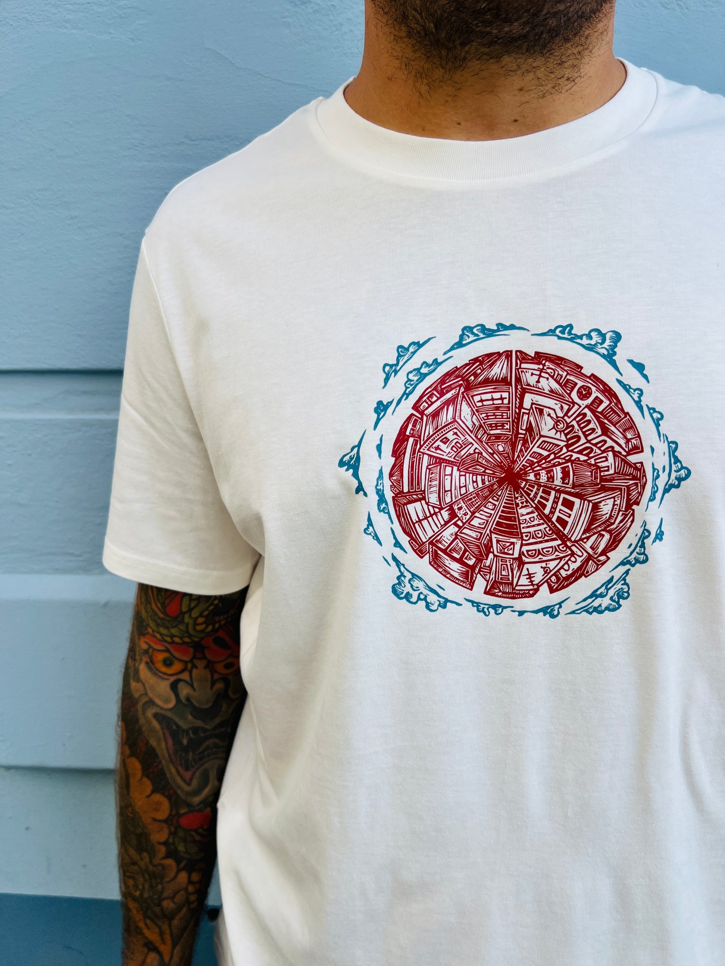 T-Shirt "Concrete Jungle" Unisex in off-white
