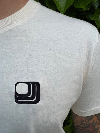 B/K BASIC T-Shirt mit Stick Unisex Bio - konfus clothing